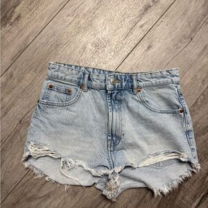 Zara Light Blue Distressed Jean Shorts size 4 womens